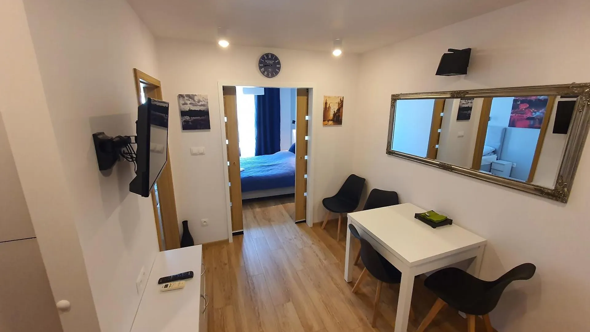 Apartments Legendary Cracovia 0*,  Polonia