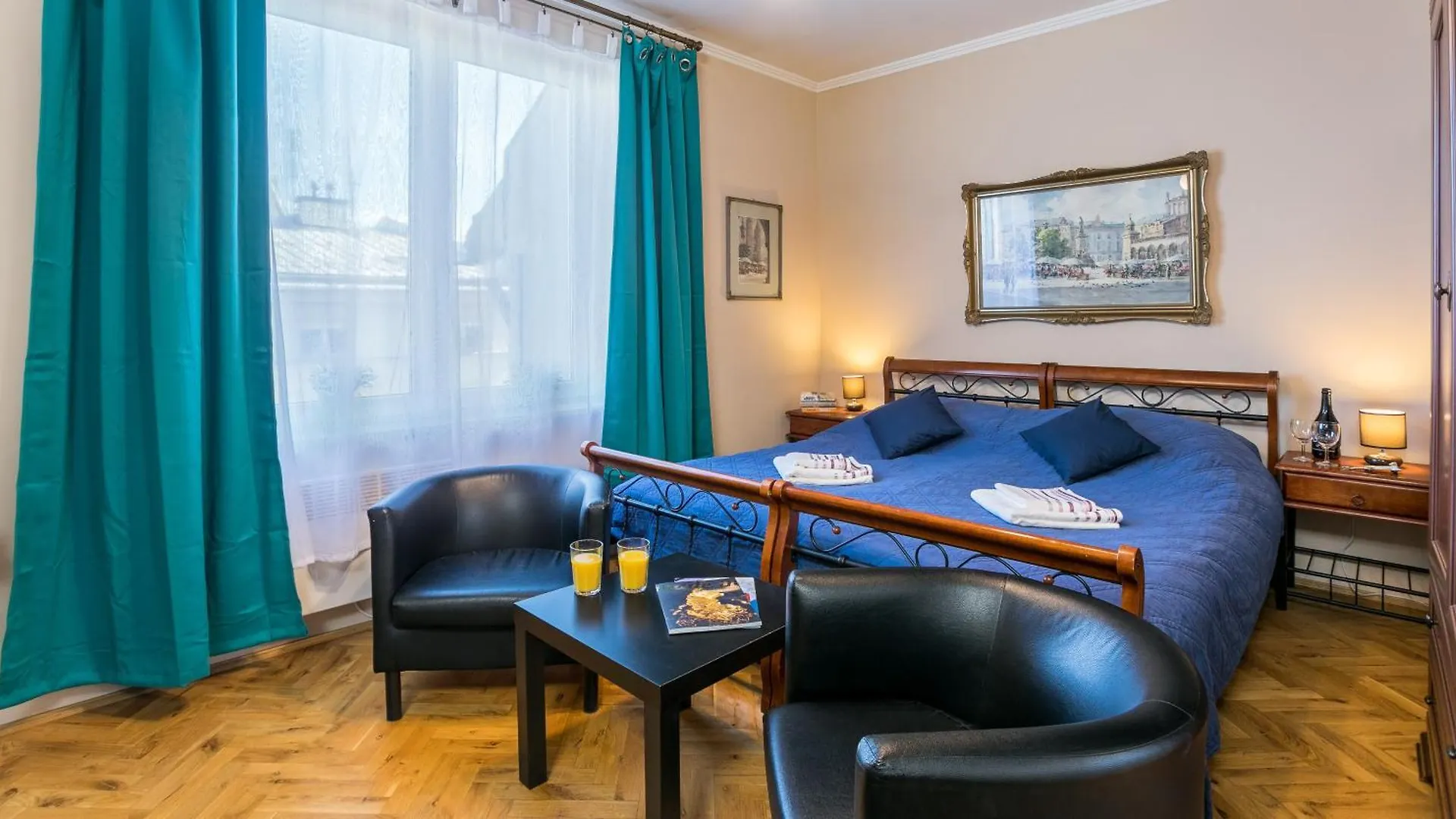 Apartments Legendary Cracovia 0*,